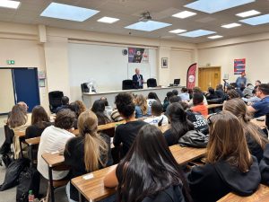 conférence citroën innovation et humanisme à la FACO